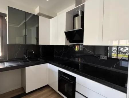 Kemeraltı Mahallesi 4+1 Satılık Müstakil Villa